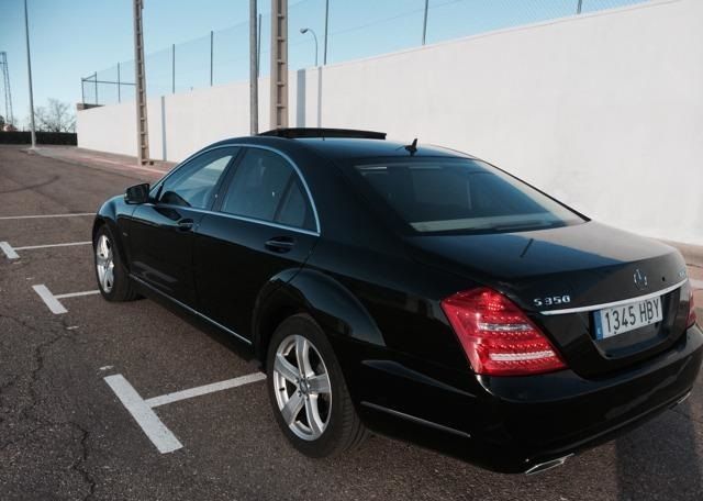 Mercedes-Benz S-Class • 2011 • 289,000 km 7