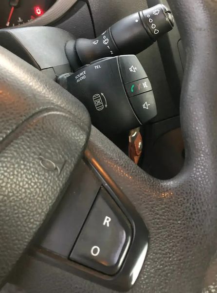 Renault Master • 2015 • 145,000 km 6