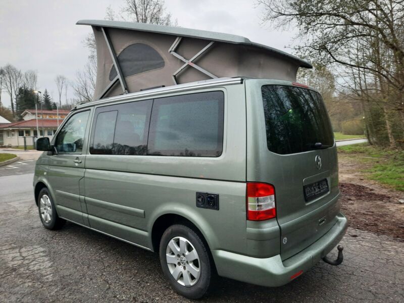 Volkswagen T5 • 2007 • 141,500 km 14