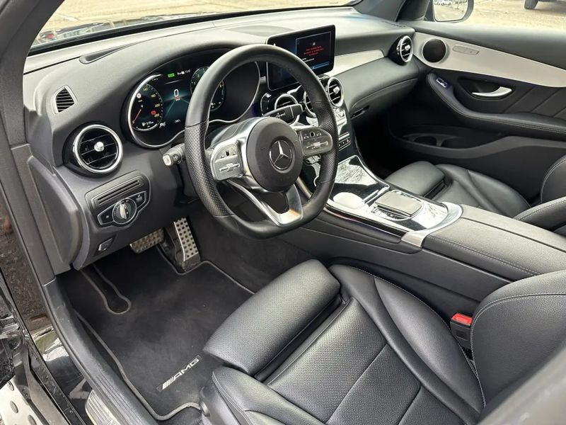 Mercedes-Benz GLC-Class • 2022 • 45,000 km 6