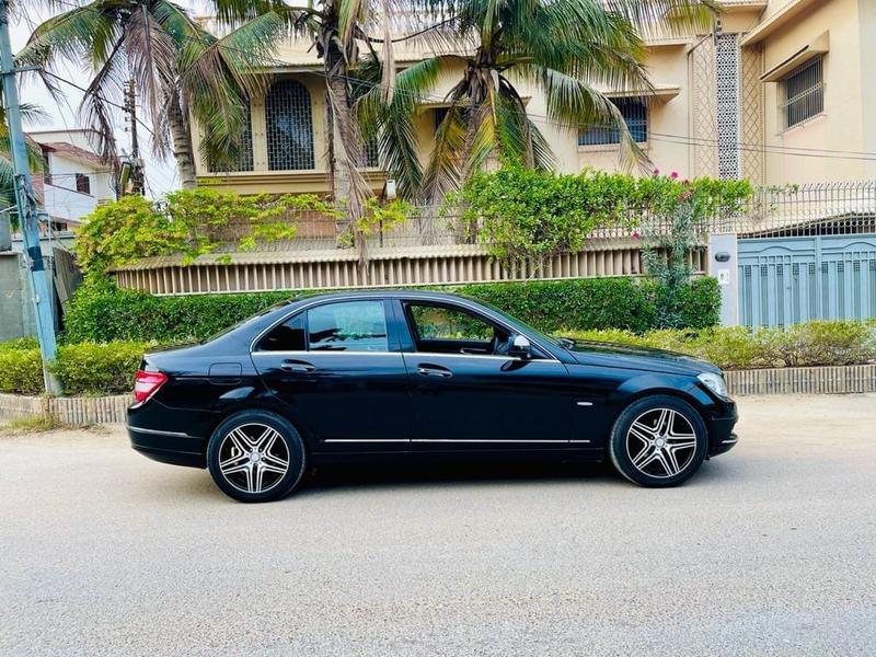 Mercedes-Benz 124 • 2008 • 3,000 km 7