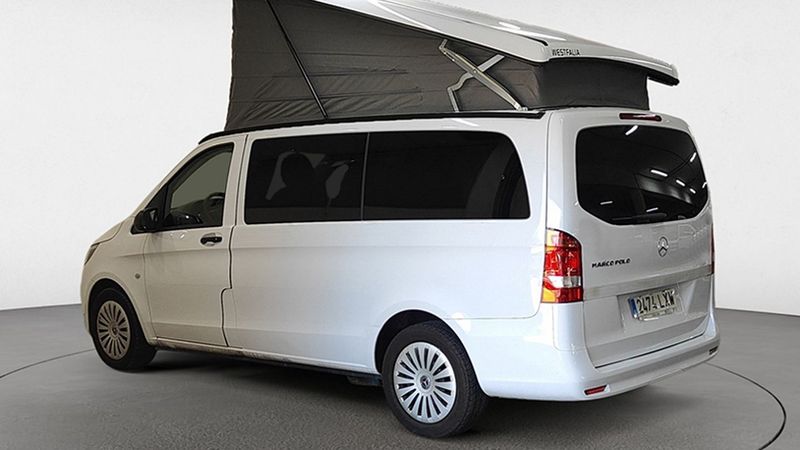 Mercedes-Benz 210 Van • 2022 • 43,229 km 7