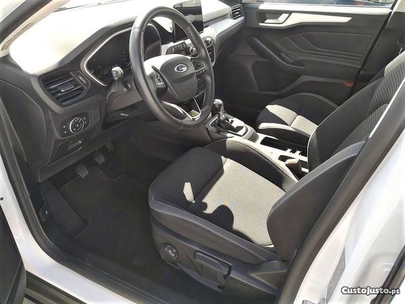 Ford Focus • 2019 • 50,000 km 5