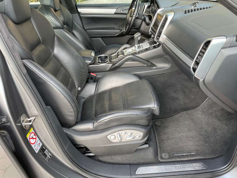 Porsche Cayenne • 2010 • 173,500 km 13