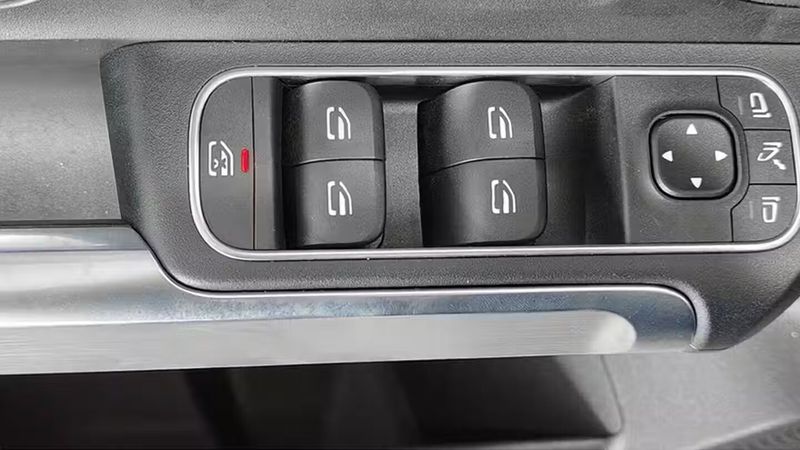 Mercedes-Benz Class B • 2022 • 29,365 km 39