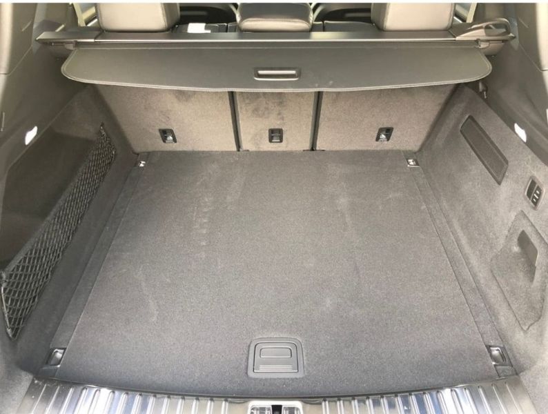 Porsche Cayenne • 2022 • 1,500 km 10