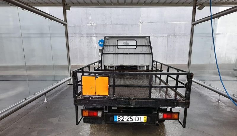 Toyota Dyna • 1999 • 98,000 km 5