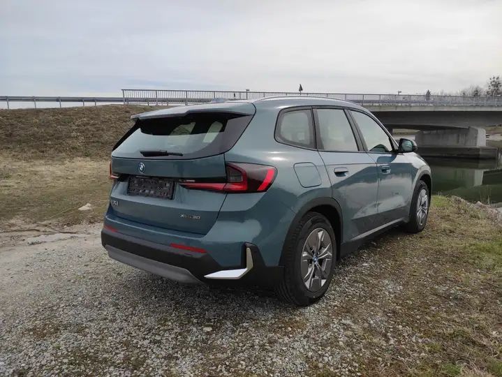 BMW X1 • 2022 • 5,557 km 4