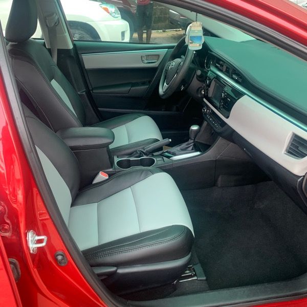 Toyota Corolla • 2014 • 2 km 2