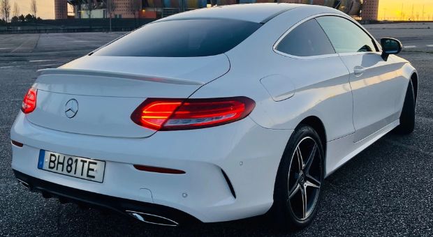 Mercedes-Benz C • 2016 • 187,500 km 3