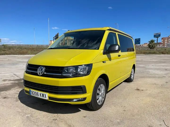 Volkswagen T5 • 2019 • 85,000 km 3
