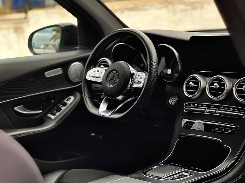 Mercedes-Benz GLC • 2020 • 85,000 km 3