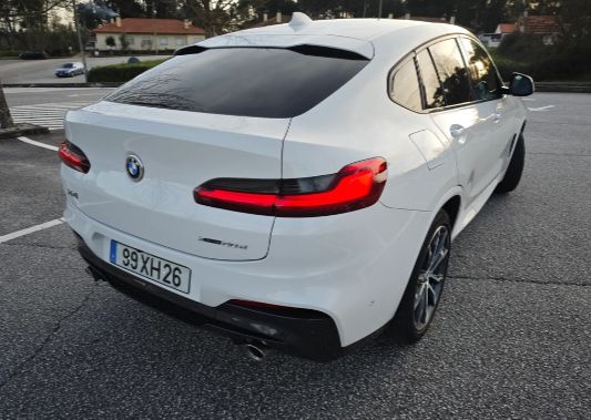 BMW X4 • 2019 • 170,000 km 2