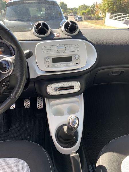 Smart fortwo • 2015 • 66,000 km 2