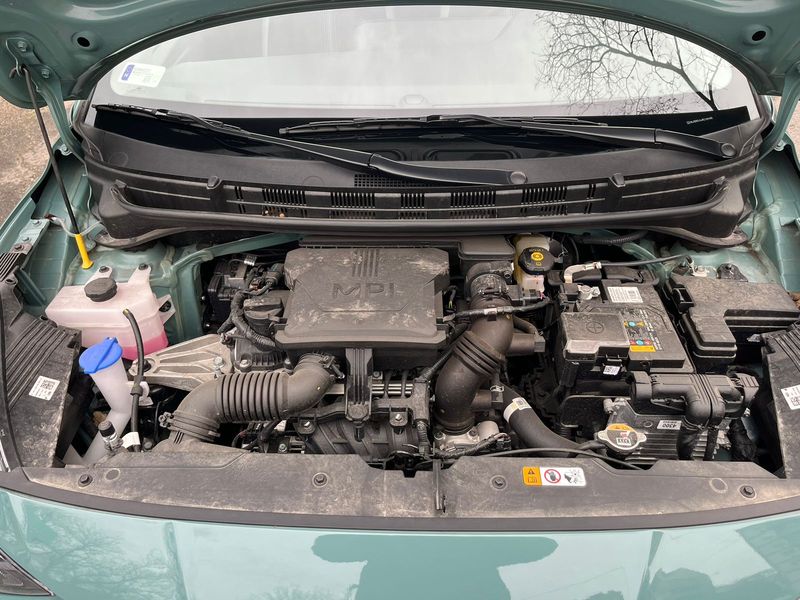 Hyundai i10 • 2023 • 9,600 km 10