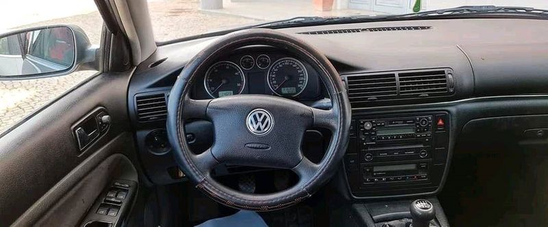 Volkswagen Passat • 2001 • 249,999 km 7