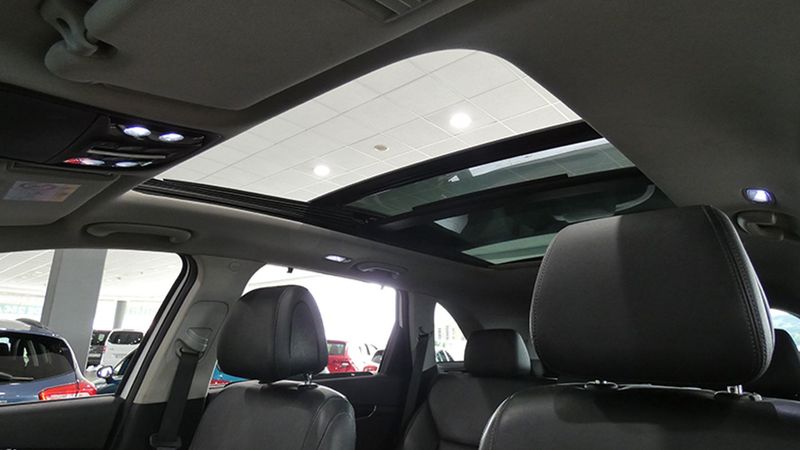 Kia Sorento • 2017 • 88,728 km 10