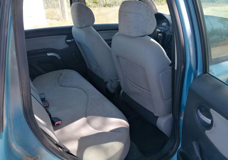 Citroën C3 • 2003 • 146,000 km 4