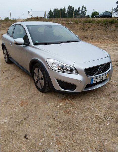 Volvo C30 • 2010 • 70,000 km 1