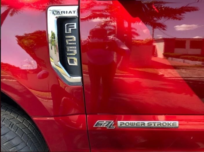 Ford F-250 • 2017 • 90,000 km 3