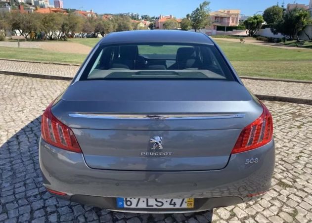 Peugeot 508 • 2011 • 200,000 km 3
