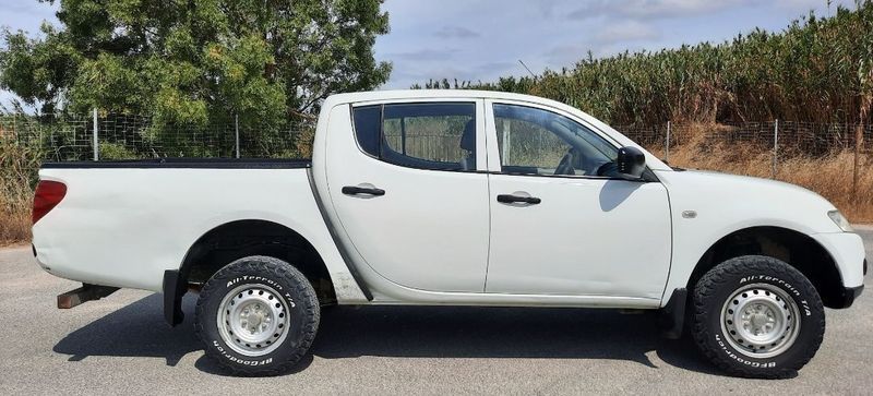 Mitsubishi L200 Pick up • 2011 • 370,000 km 2