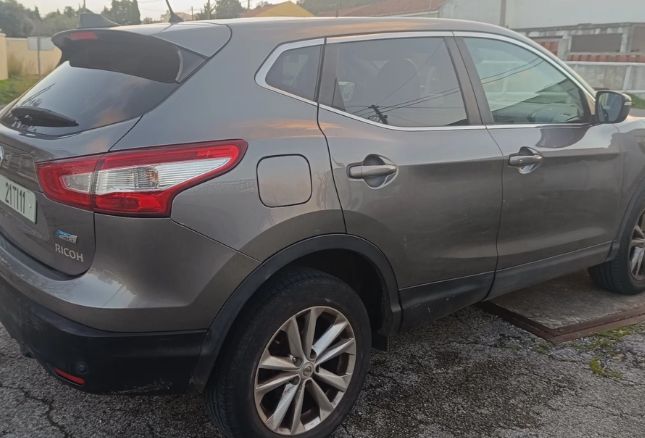 Nissan Qashqai • 2014 • 175,000 km 4