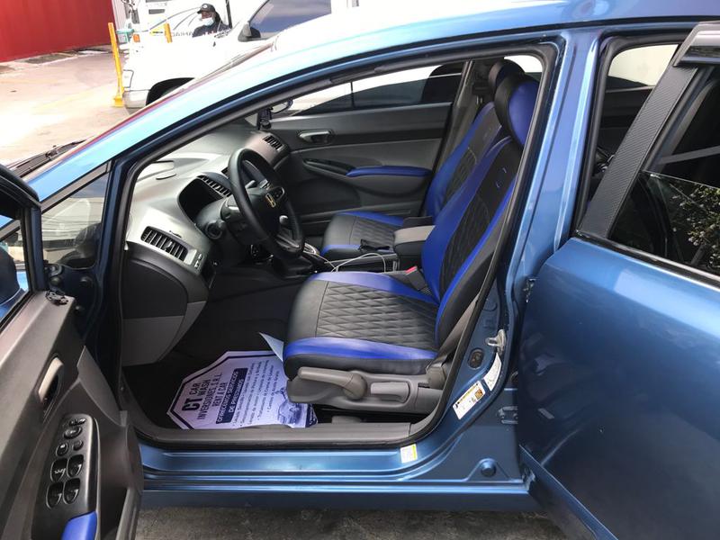 Honda Civic • 2009 • 80,000 km 4