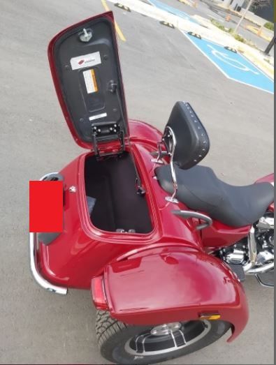 Harley Davidson road king • 2020 • 5,000 km 6