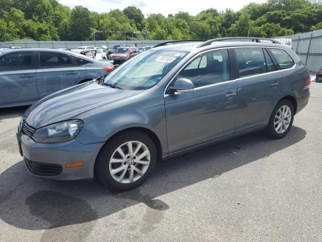 Volkswagen Jetta SportWagen • 2010 • 10,000 mi 3