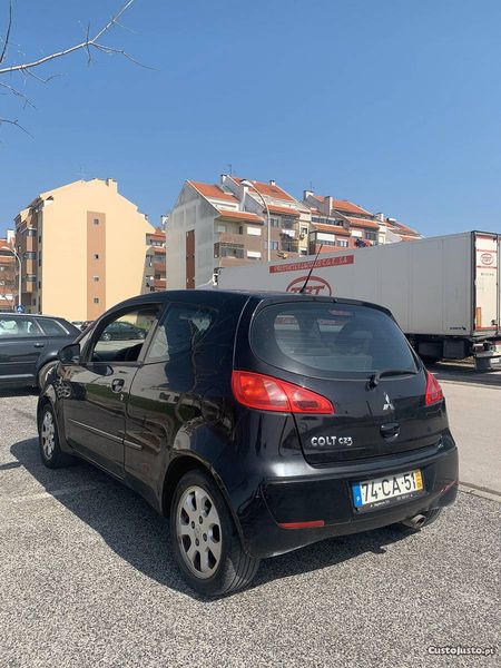 Mitsubishi Colt • 2006 • 180,000 km 4