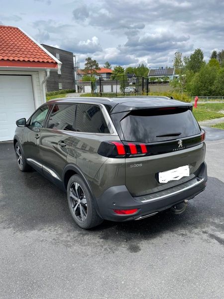 Peugeot 5008 • 2018 • 100,000 km 2