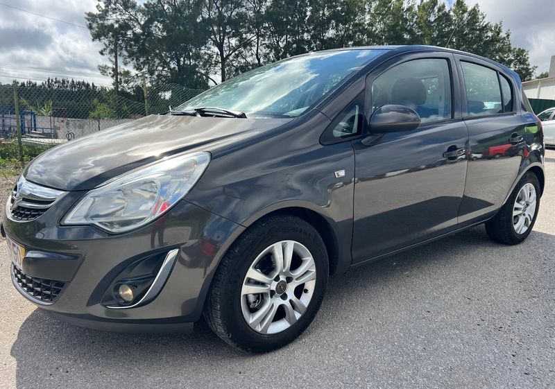 Opel Corsa • 2013 • 94,000 km 2