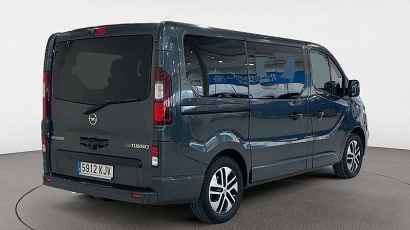 Opel Vivaro • 2018 • 73,103 km 5
