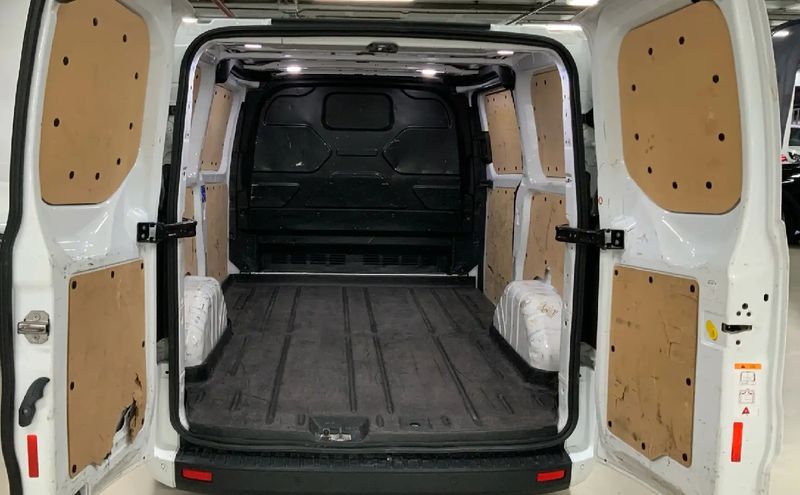Ford Transit Custom • 2021 • 127,423 km 12