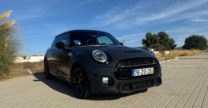 MINI Cooper • 2019 • 92,000 km 1