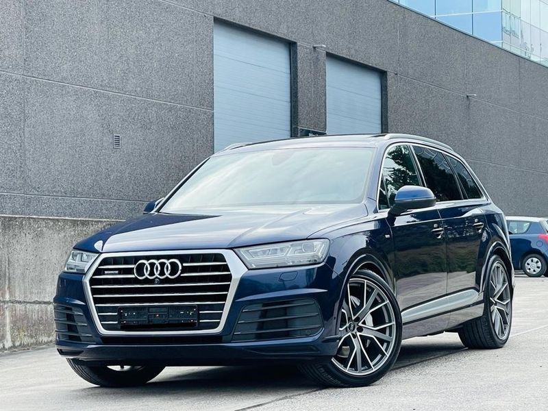 Audi Q7 • 2018 • 210,000 km 10