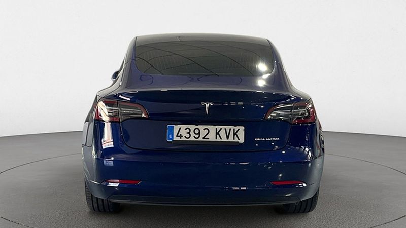 Tesla Model 3 • 2019 • 55,289 km 18