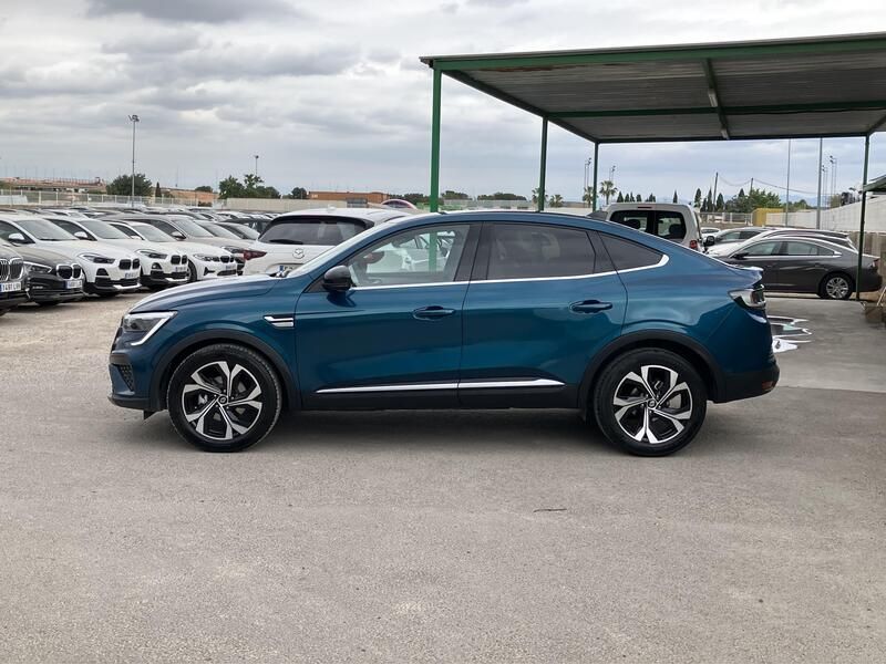 Renault Clio • 2024 • 3,800 km 2