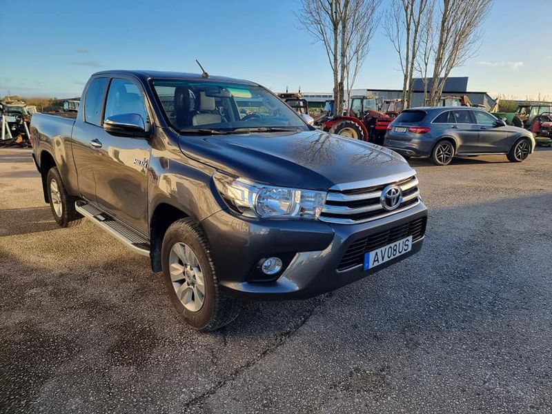Toyota Hilux • 2019 • 73,000 km 2