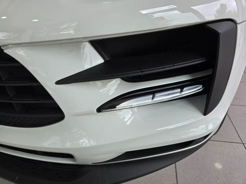 Porsche Macan • 2019 • 95,581 km 6