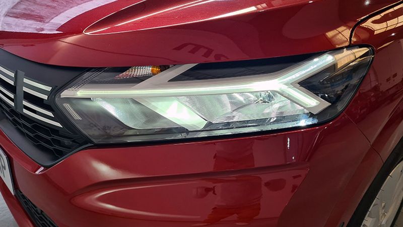 Dacia Sandero • 2024 • 921 km 6