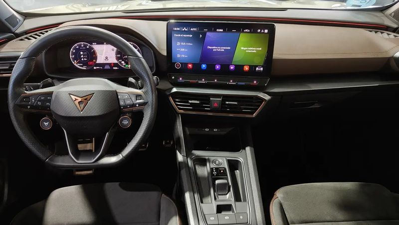 Seat Leon • 2022 • 71,558 km 7