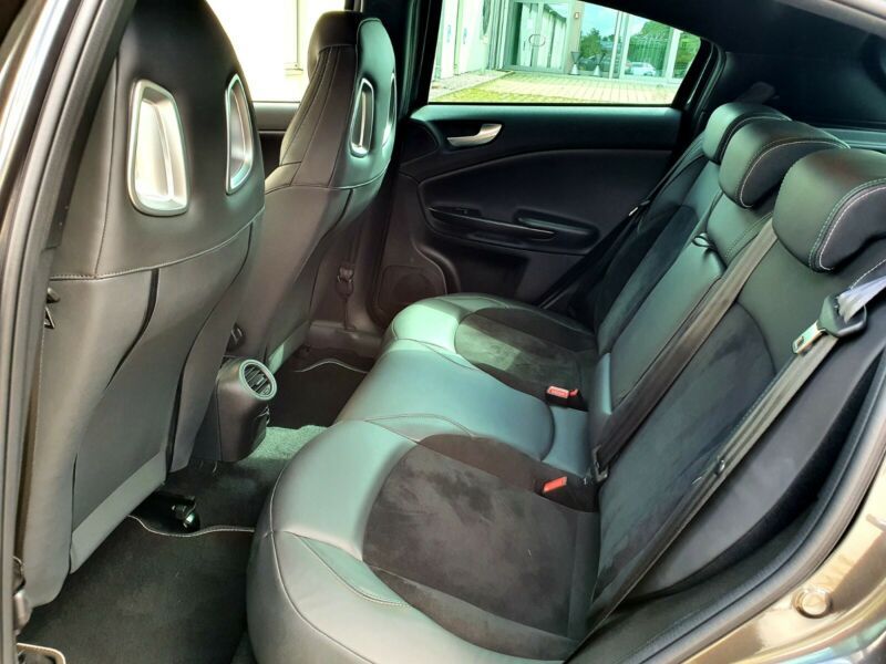 Alfa Romeo Giulietta • 2015 • 99,400 km 7