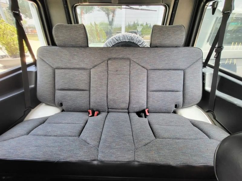 Mercedes-Benz G-Class • 1990 • 232,000 km 5