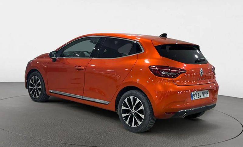 Renault Clio • 2023 • 6,109 km 2