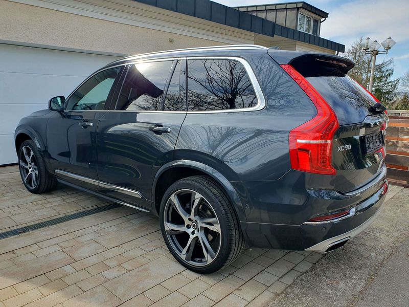 Volvo XC90 • 2018 • 99,957 km 49