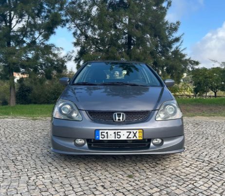Honda Civic • 2005 • 171,000 km 1