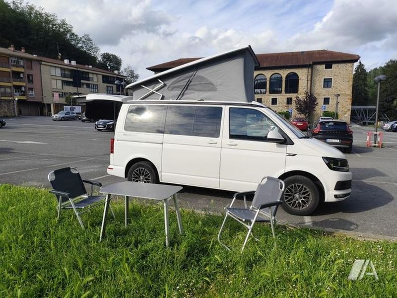 Volkswagen California • 2017 • 97,000 km 9