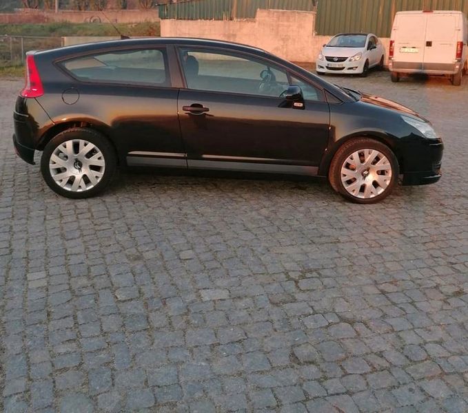 Citroën C4 • 2005 • 349,999 km 3